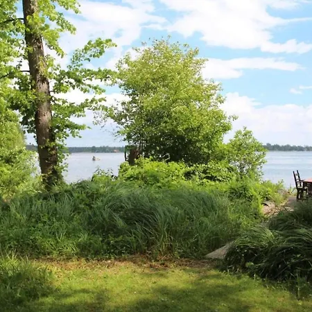 Teupitz Lakeside Escape Schwerin (Brandenburg)