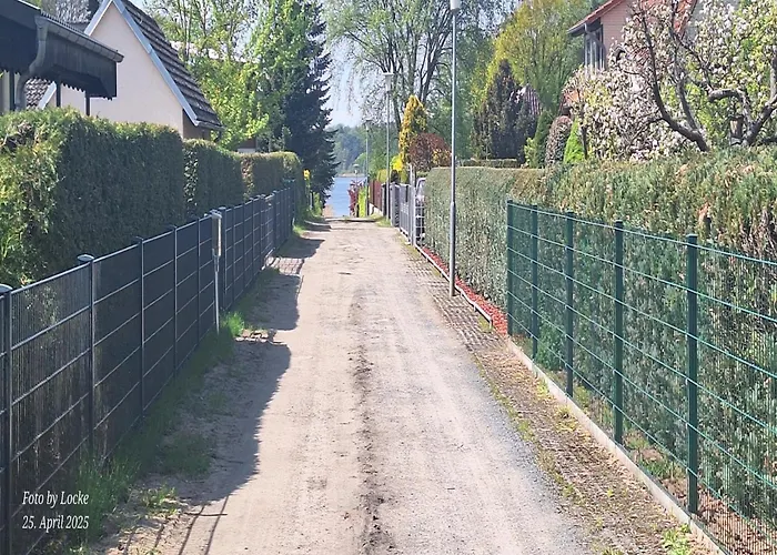 بيت للعطل Teupitz Lakeside Escape شفيرين