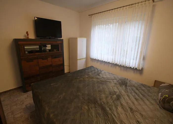 Teupitz Lakeside Escape بيت للعطل