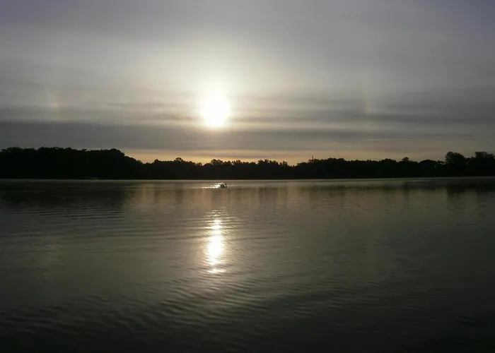 Semesterbostad Teupitz Lakeside Escape